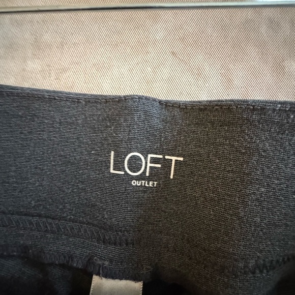 Loft Gray High-Waisted Leggings Size Medium - Picture 3 of 4